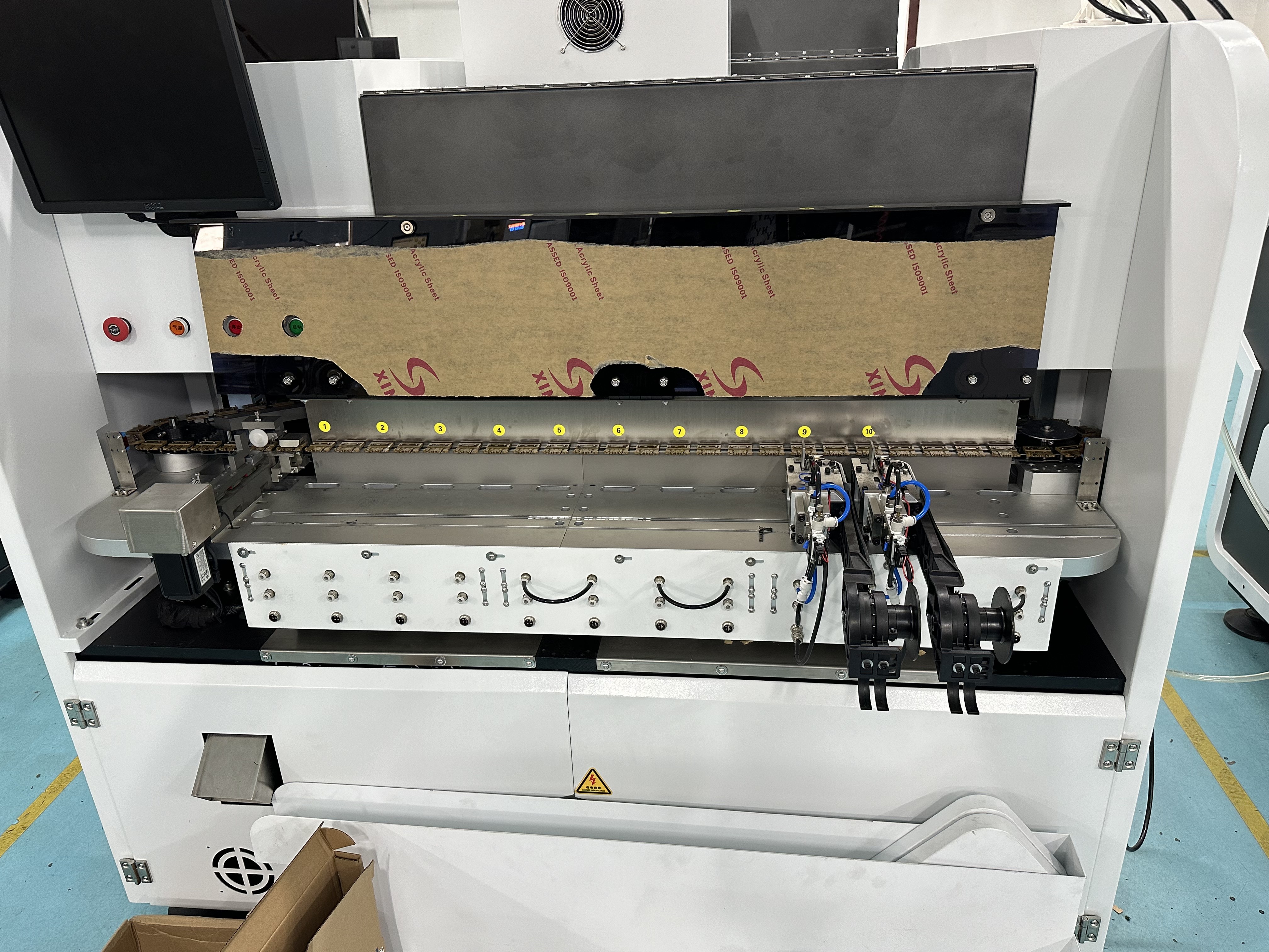 S4000 radial insertion machine rear interior view